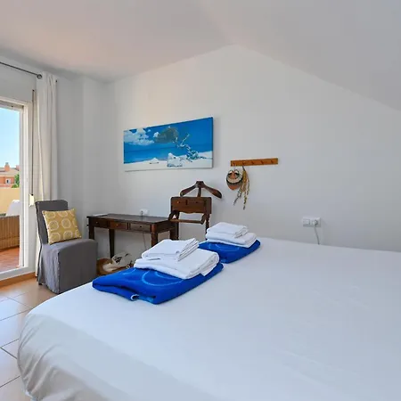 Apartamento Jardines De